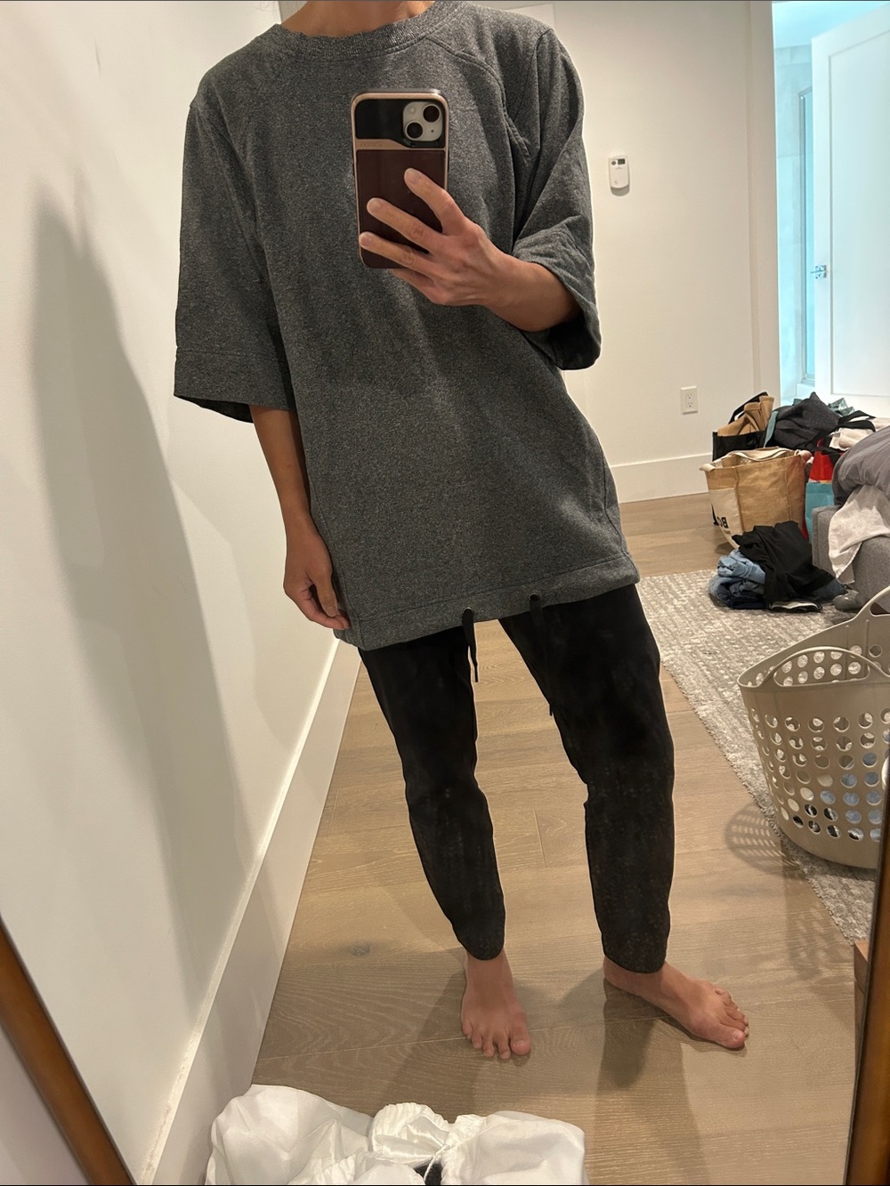 Lululemon small short sleeve sweatshirt